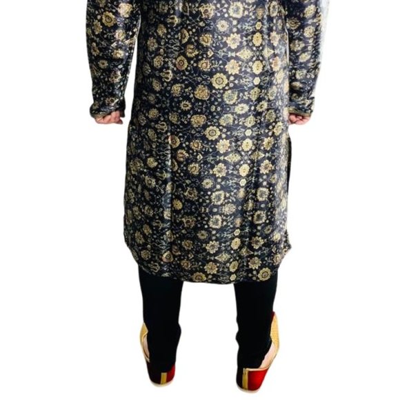 Mens Silk Indian Digital print super soft Kurta Set - Picture 5 of 8